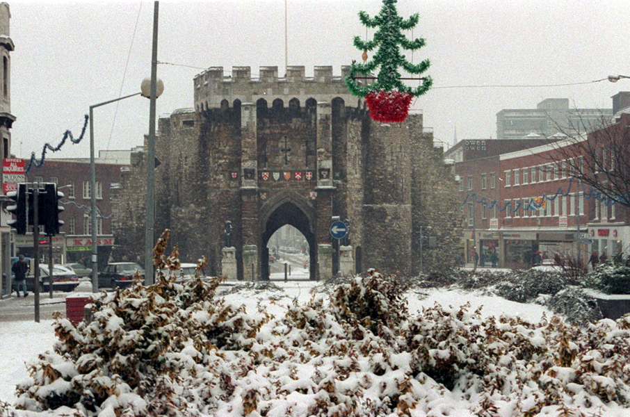 Southampton Bargate in the snow